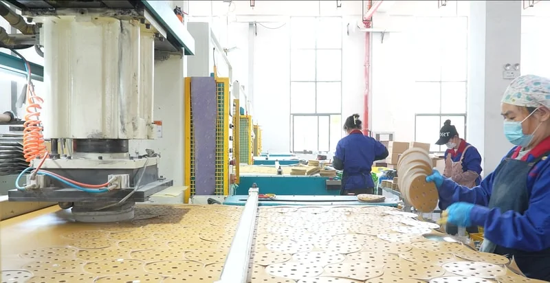 Sanding discs manufacturing - hook and loop, PSA and film backed abrasive discs for automotive and woodworking