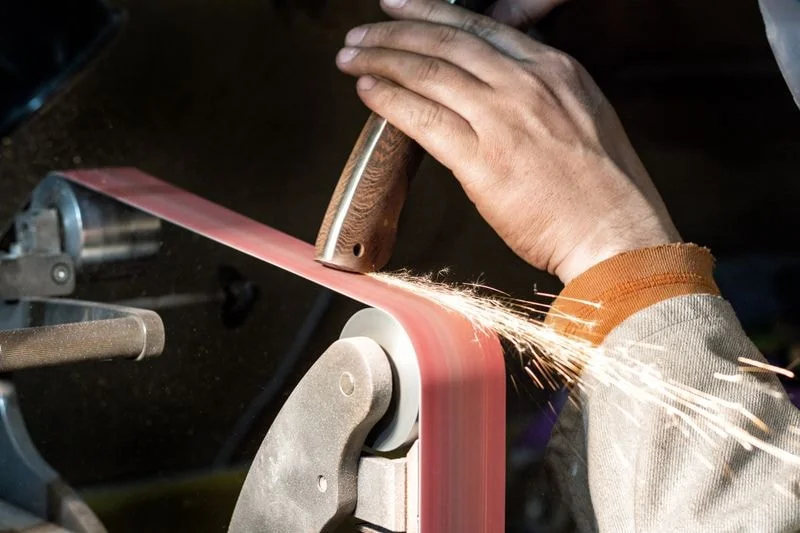 Industrial Belt Grinding & Knife Making