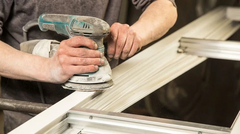 Aluminium sanding process